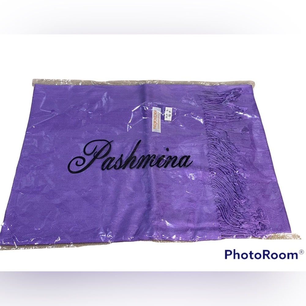 Pashmina Scarf purple lilac lavender New in package